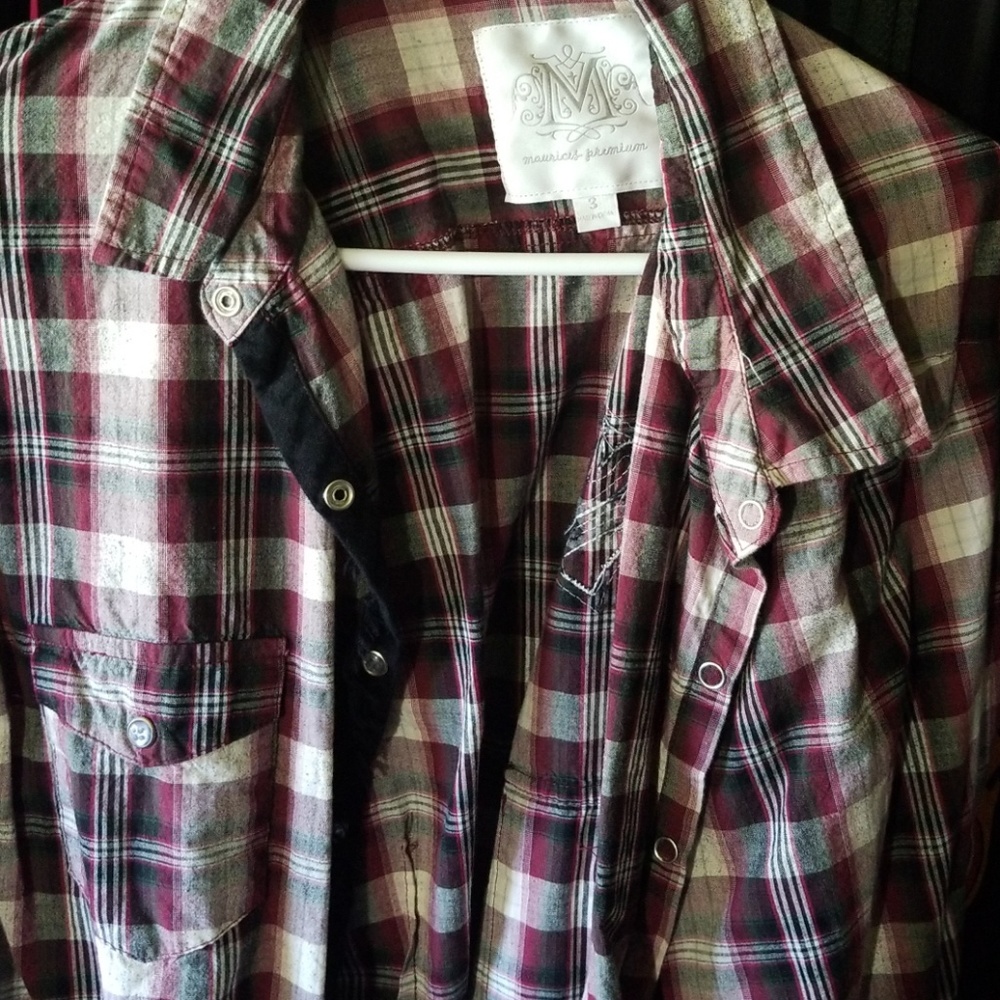 Ladies plus size button down shirt